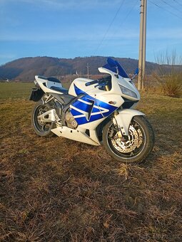 Honda cbr 600 rr