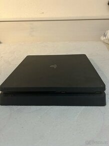 Ps4 1TB (černy), 6 her, nabíjecí stanice - 1