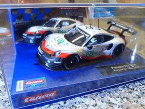 Prodám vyměním nové autíčko Carrera Porsche 911 RSR č.93