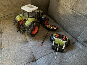 Claas 850 axion na dálkové ovládání. - 1