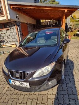 seat ibiza 1,6  -77kw automat - 1