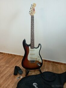 Elektrická kytara Stagg - 1