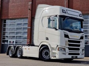 Scania R590 V8 6x4 / Full air / 333tkm