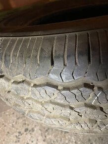 Pneu 225/70 R16 Kumho