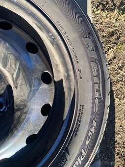 Nexen, letní 195/55 r15 na diskách 6j et44