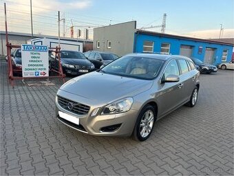 Volvo V60 2.4 D5 Summum, 151Kw, servis, dovoz - 1