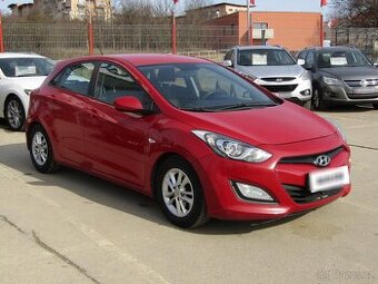 Hyundai I30 1.4i ,  73 kW benzín, 2013