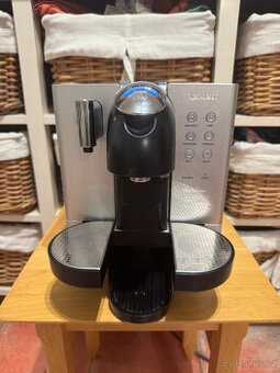 Nespresso DeLonghi Lattissima EN720.M - TOP