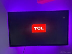 TCL 32ES560 + držák na stěnu