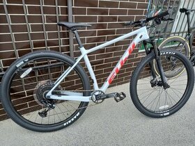 FUJI SLM 2.7 29"- carbon