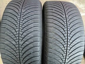 Zimní/Celoroční pneumatiky Goodyear 225/45 R17 94V