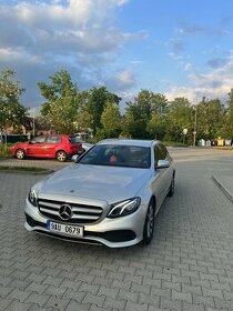 Mercedes Benz E220CDI - 1
