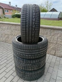 Zimní pneu NOKIAN 245/40 R18 18"