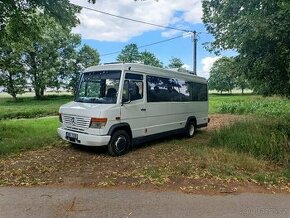 Mercedes Vario 615 D - obytný