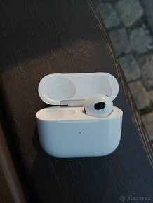 airpods pro 3 generace chybi prave sluchatko - 1