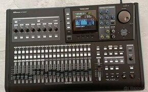 Digitální studio TASCAM DP-32SD