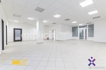 Pronájem obchodních prostor v centru města 142 m2 - Uherský 