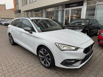 Seat Leon SP FR-Line 2.0TDI 110kW DSG Panorama Tažné Kamera