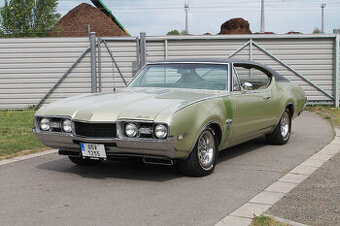 1968 Oldsmobile Cutlass 455 V8, manuál, brutální muscle