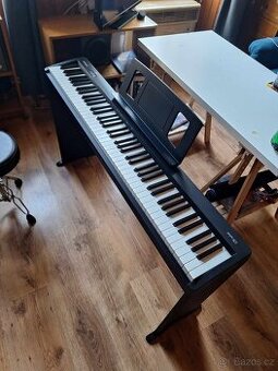 Digitální stage piano Roland FP-10