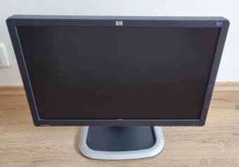 Monitor 22 palců, HP L2245wg, funkční, otočný.