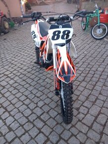 X-Motos 250ccm,jstarter,jako nova 38tis.kc