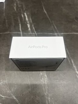 Bezdrátová sluchátka Apple AirPods Pro 2023 s USB-C