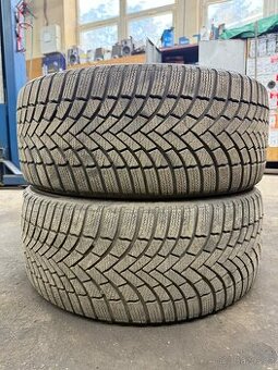 Zimní 235/40 r19 Bridgestone