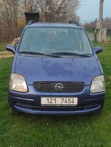 Auto Opel Agila