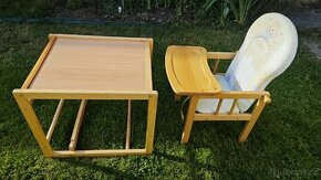 Dětská dřevěná jídelní židlička