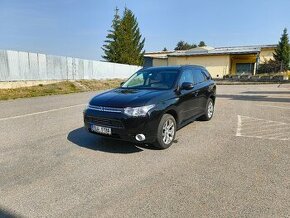 Mitsubishi Outlander 2.0i PHEV