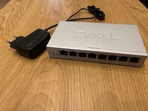 switch Zyxel GS1200-8, 8 portů, managed / spravovatelny