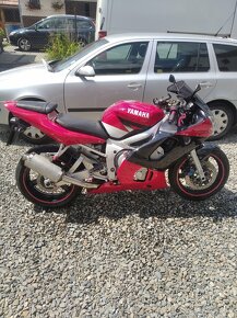 Yamaha R6