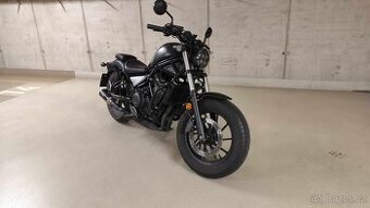 Honda Rebel 500 v perfektním stavu