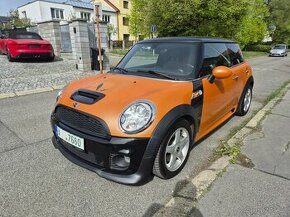 Mini Cooper S 135kW 2maj kůže panor. 137tkm