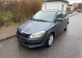 Škoda Fabia II 1,2i , serviska , 1 Majitel benzín