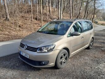 VW Touran 1.6tdi 77kw,1.majitel,Tažné