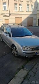 Ford Mondeo combi 2.0 benzín najeto 300