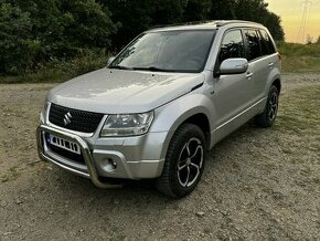 Suzuki Grand Vitara 3.2 V6 171Kw, 4x4, automat, koupeno v ČR