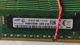 53x 8GB DDR3 1600 a 1333 Mhz (RDIMM ECC registrované)