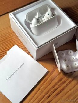 Predám súrne Apple AirPods Pro 2