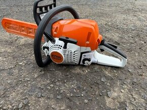 Motorova pila stihl ms251c