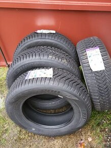 Zimní pneu 195/65 R15