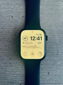 Apple Watch 8, 45mm (rezervované)