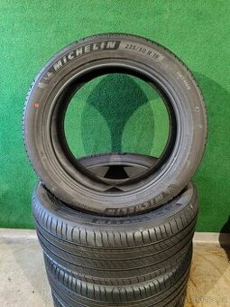 4ks nove letni 235/50/19 Michelin - 1