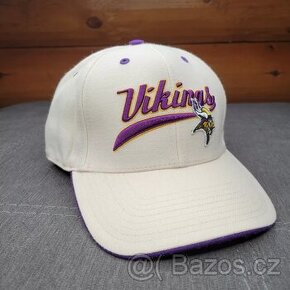 Minesota Vikings baseball hat - 1