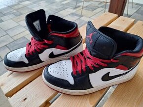 Nike Air Jordan 1