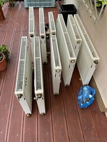 Radiator Radik za komplet 1500,-