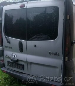 Renault trafic 2005 1.9 dci a jiné díly... Vivaro