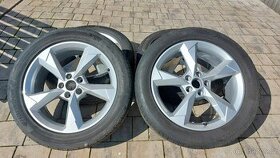 Originál letní sada kol Audi Q3 - 235/50/R19